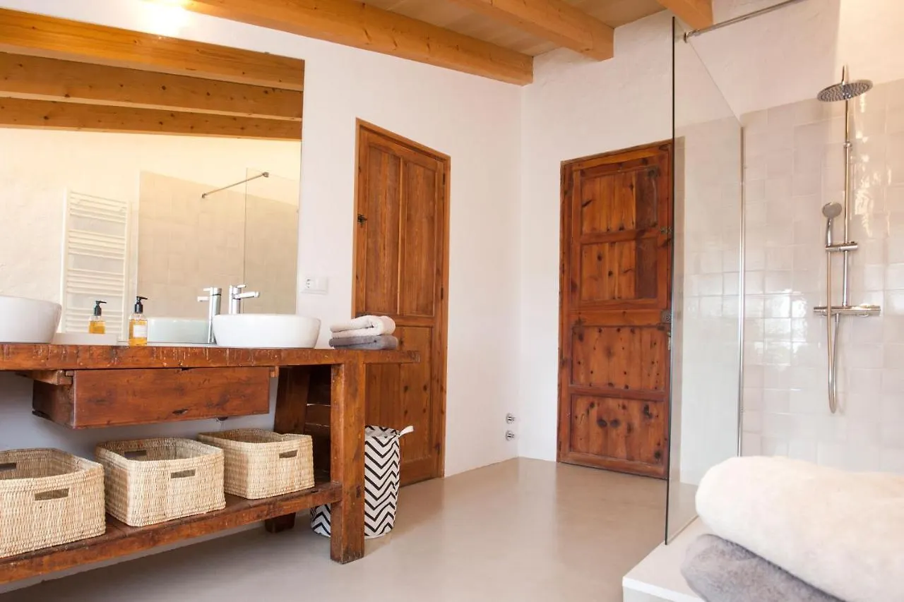 Finca Can Sitja Ses Salines  Prázdninový dům